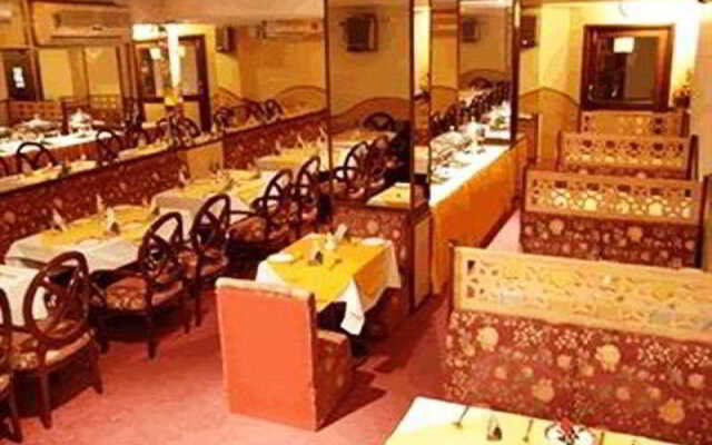 Grand Sartaj