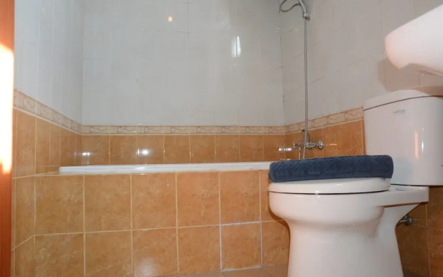Luxury Design Grand Palace Kemayoran Apartment With Private Bathtub
