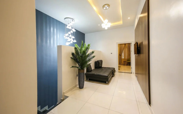 George Residence Osapa