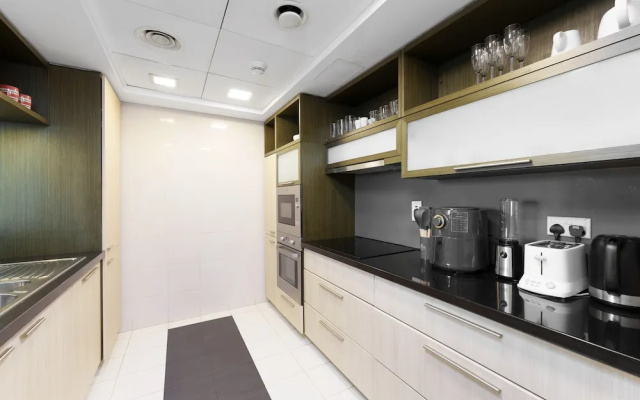 Maison Privee - Superb Apt with Burj Khalifa, Fountain & Opera Vws