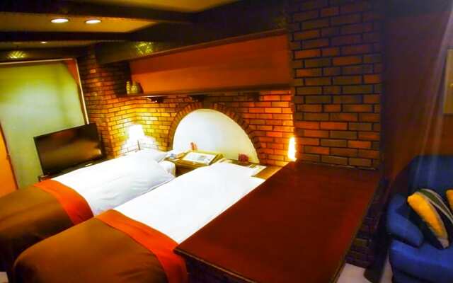 Hotel 24(Twenty four)