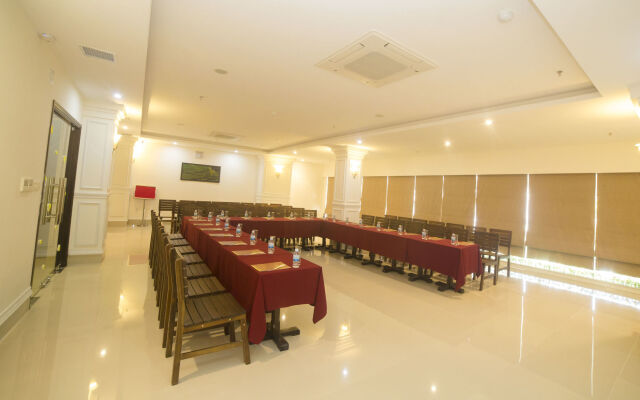 Edele Hotel