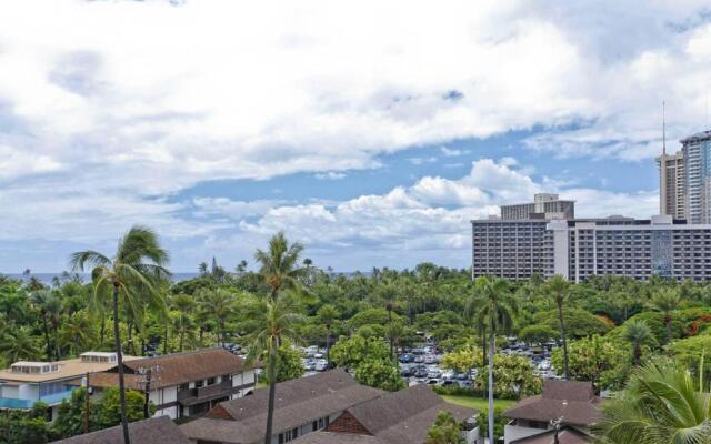 Regency on Beachwalk #86