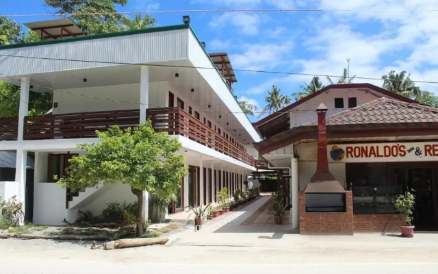 Ronaldo's Inn Siargao by Cocotel