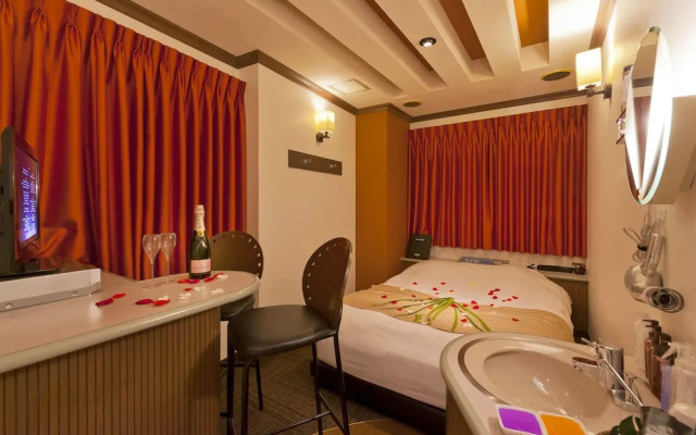 Jyuichibankan - Adults only