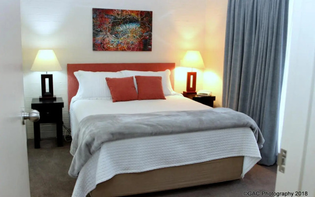 Mollymook Cove Apartments