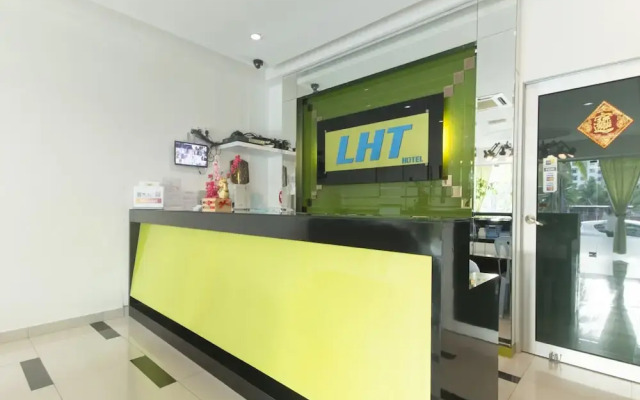 OYO 973 LHT Hotel