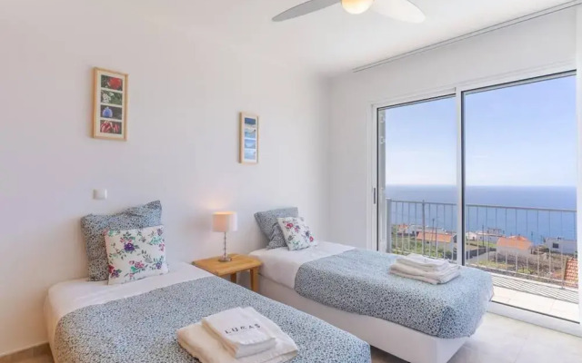 Villa Eldomar 61 in Estreito da Calheta