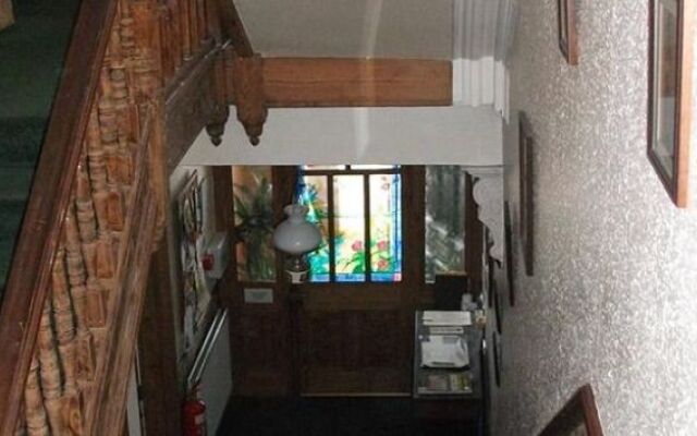 Townhouse Bed & Breakfast