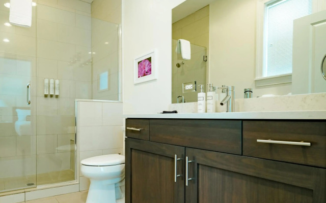 The Guesthouse Hotel