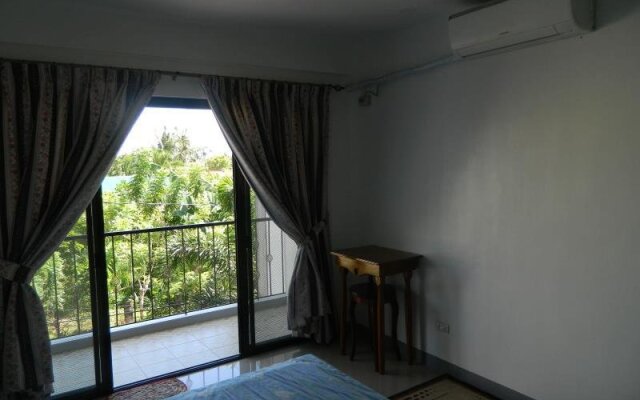 Cherrard Apartelle