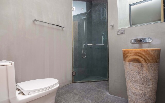Avant-Garde 4BR Pool Villa Otero Kamala