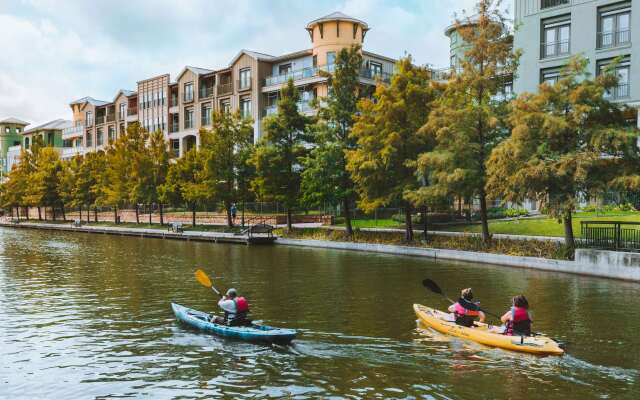 Hyatt Centric The Woodlands