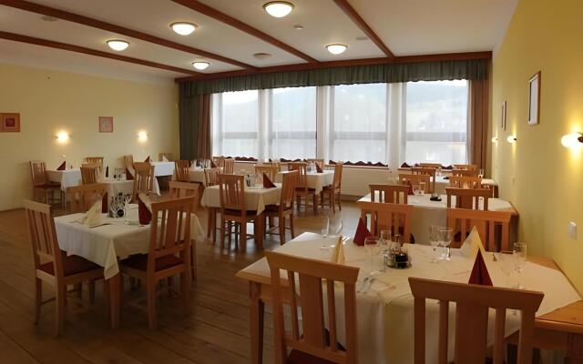 Hotel Zlatý Chlum
