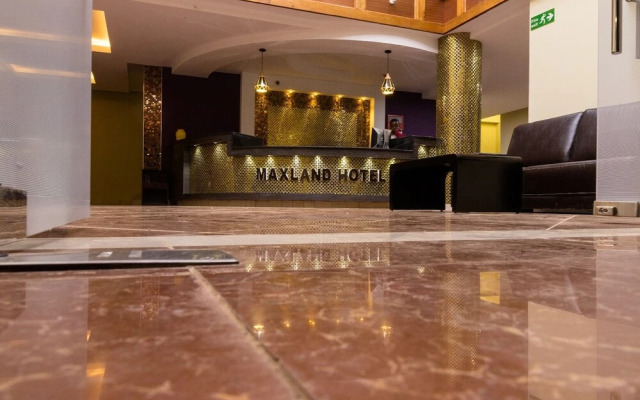 Maxland Hotel Juja
