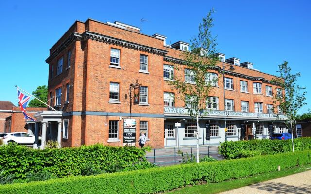 The Broadway Hotel