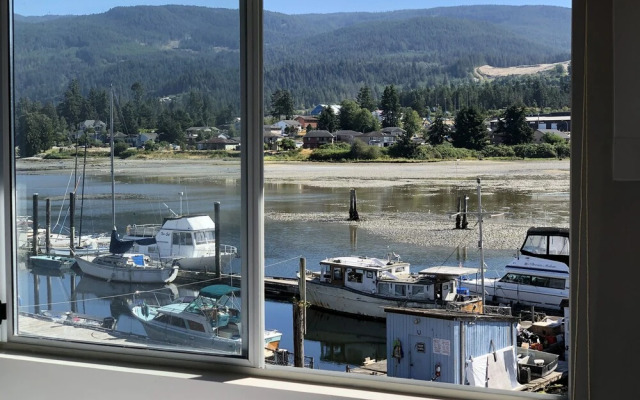 The Spot at Porpoise Bay