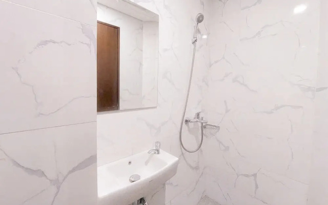 Comfortable And Elegant Studio At Pacific Garden Apartment