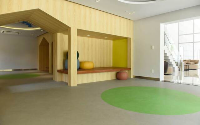 Scenic Valley By Dhome