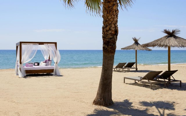 Le Meridien Ra Beach Hotel & Spa