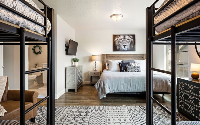 Zion Sunrise by RedAwning