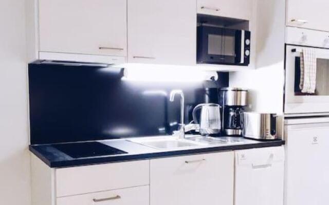 New Studio Ruby near Helsinki Airport in Kivistö