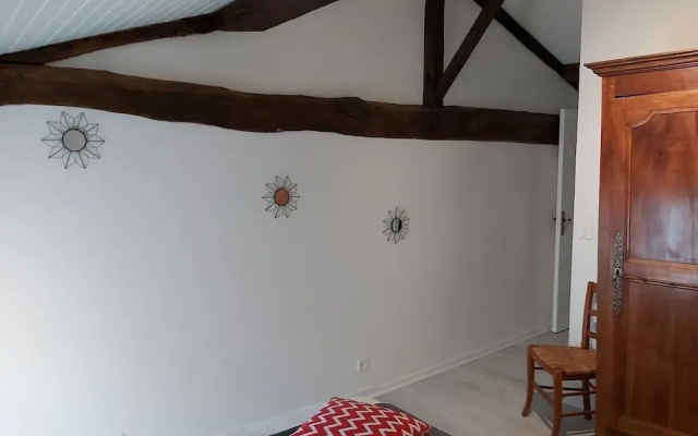 Le Logis Des Bessons