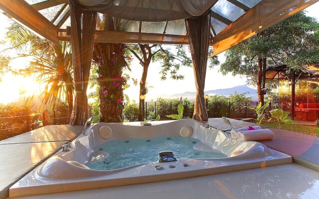 Krabi Sunset Hill Villa