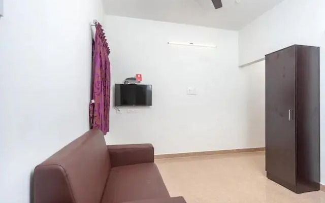 Varun Residency By OYO Rooms