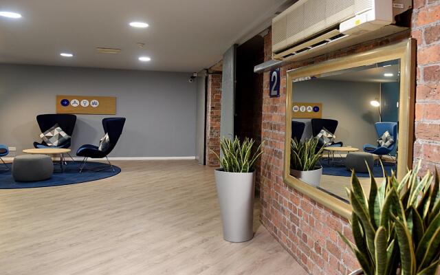 Holiday Inn Express Albert Dock by IHG