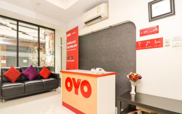 OYO 225 Premier Place Hotel