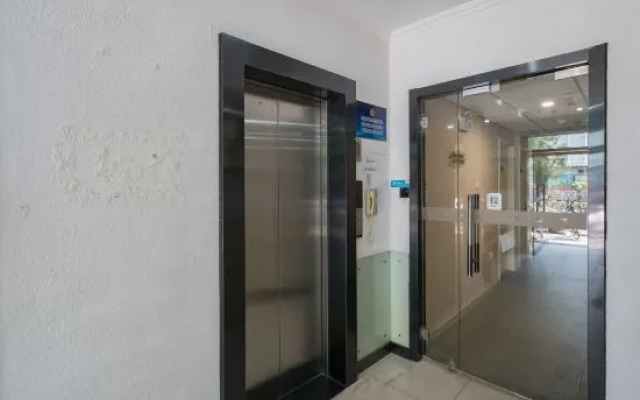 Homeinn Ease Hotel (Beijing Capital Gymnasium Baishiqiao South Subway Station)