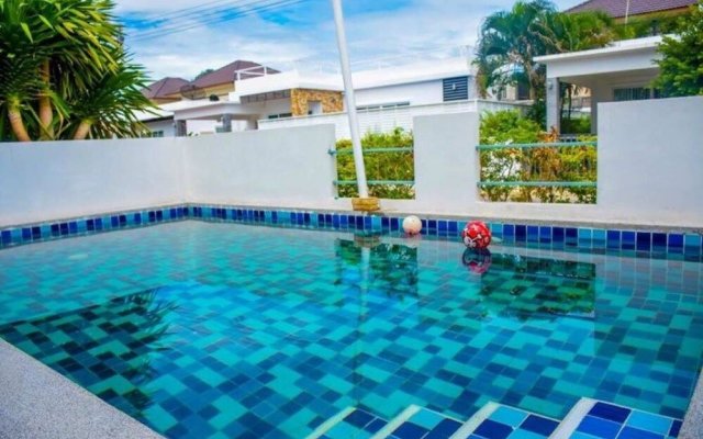 Baan Jidapa Hua Hin Pool Villa