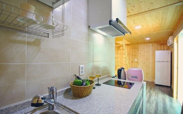 Poolvilla Gaewoolga Pension