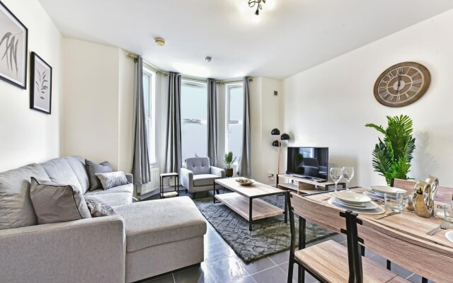 West Ealing SVD Apt. - 2 Bedroom 2 Bath