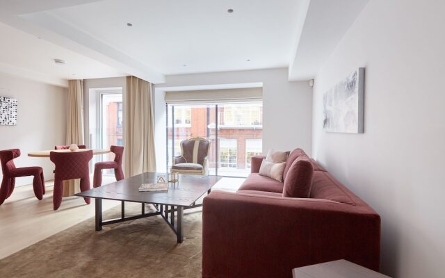 Lovely Mayfair Suites by Sonder