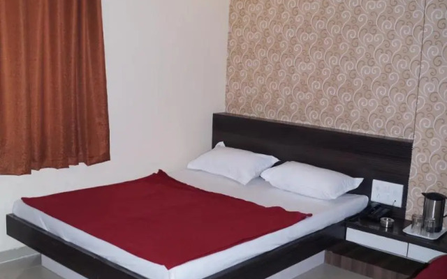 Shri Akshar Hotel