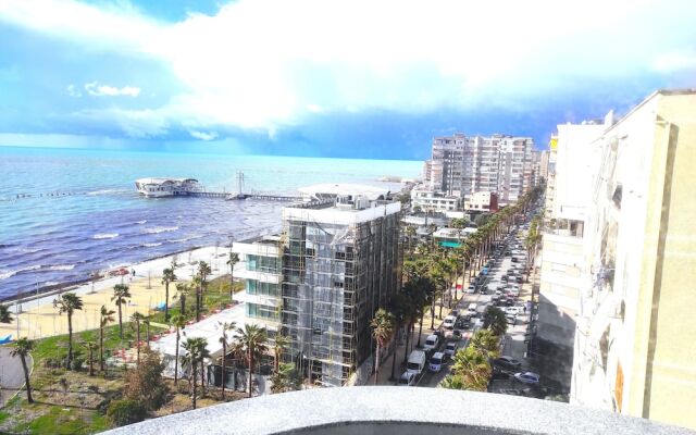 Seafront Apartment in Durres