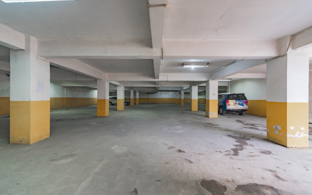 Urbanview Hotel Newton Riau Bandung