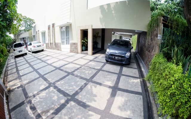 Topaz Guest House