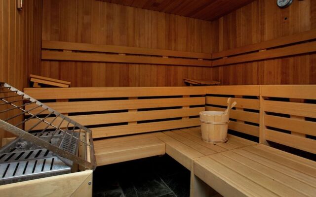 Posh Mansion in Sankt with 2 Saunas, Whirlpool, Hot Tub