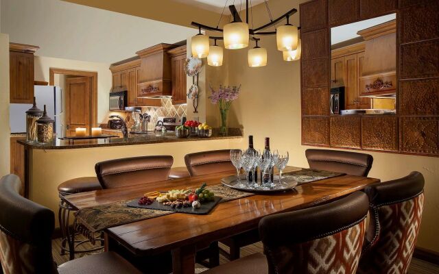 Snake River Lodge - Amenities at Sister Property