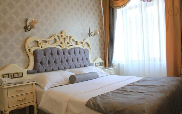 Nayla Palace Hotel