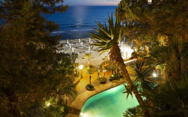 Aeneas' Landing Resort