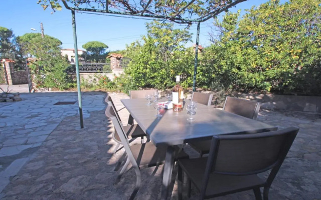 Villa Rico