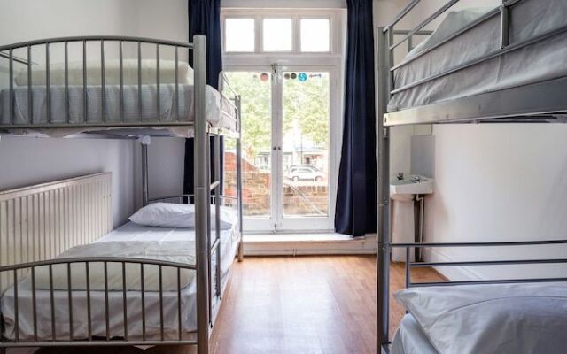 Mile End Beds - Hostel