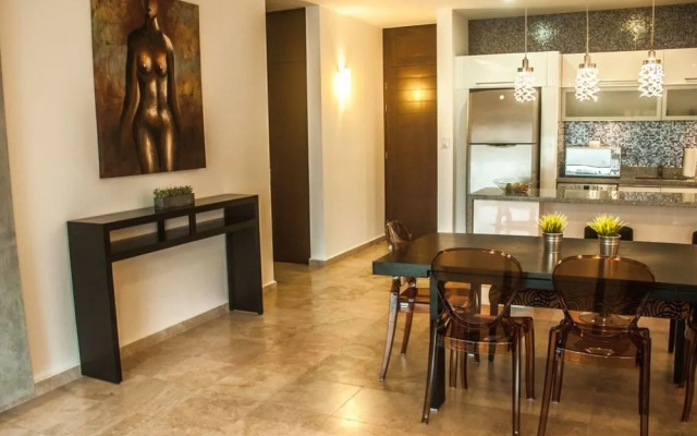 Doca 103 2 Bedrooms and Jacuzzi by RedAwning