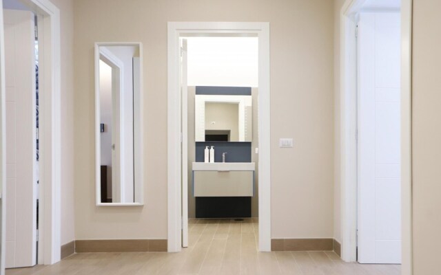 Piazza Bellini - Contemporary Art Apartment CAV