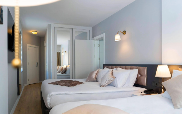 Niss Lara Hotel