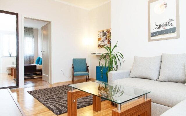 Apartment City Light